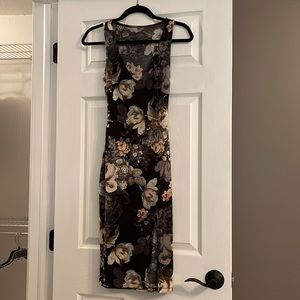 Windsor Floral midi dress with slit